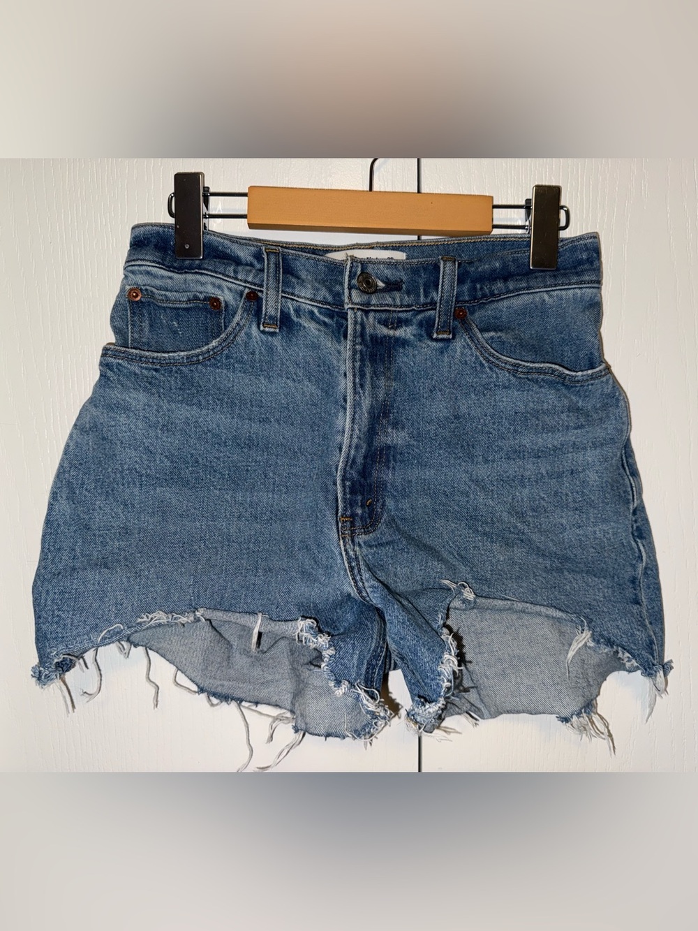 Abercrombie & Fitch Curve Love 4" Mom Short High Rise Shorts